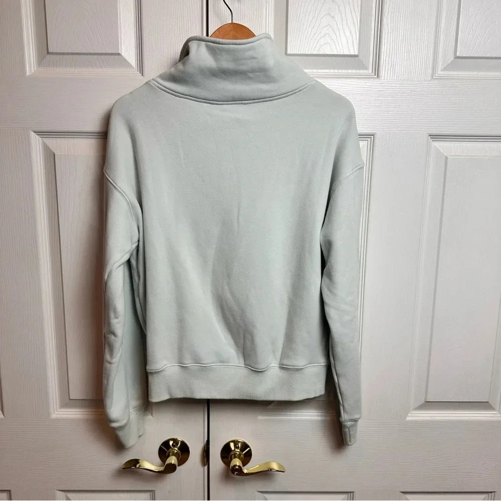 Earth Yoga 1/4 Zip‎ Sweatshirt. Soft Mint - Picture 5 of 10